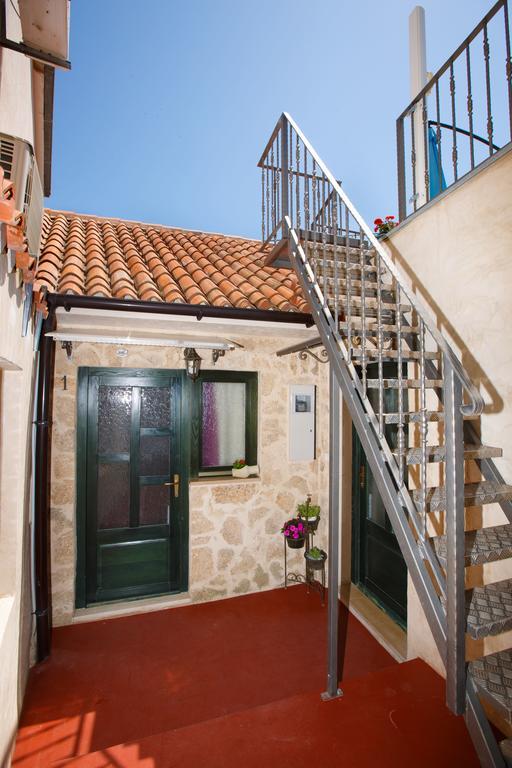 Studio Apartments Bonaca Split Luaran gambar